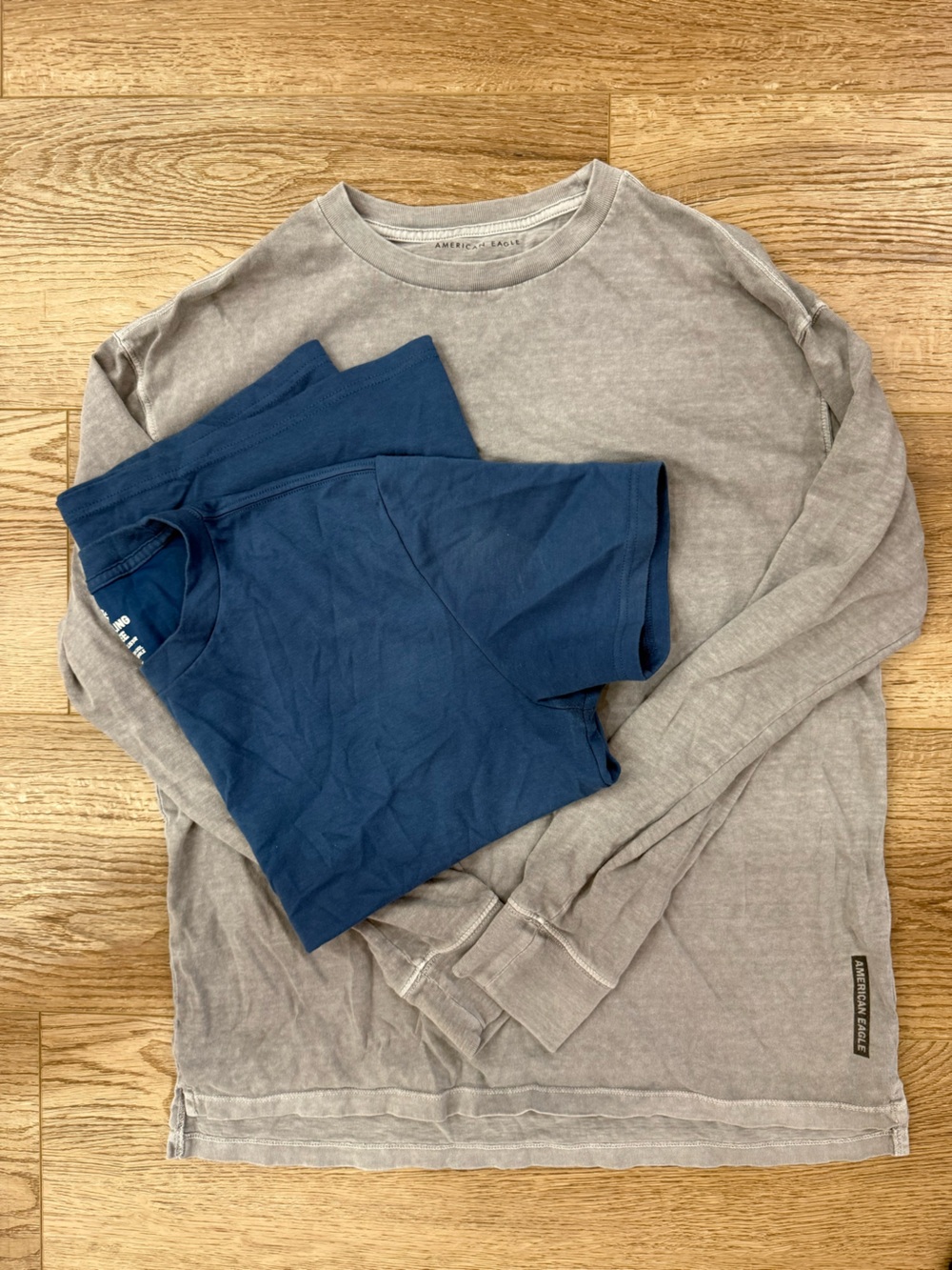 AE Men's Long Sleeve Crewneck T-Shirt - Gray